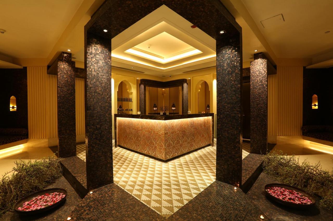 Crowne Plaza New Delhi Mayur Vihar Noida By Ihg Экстерьер фото The spa at The Oberoi, Mumbai