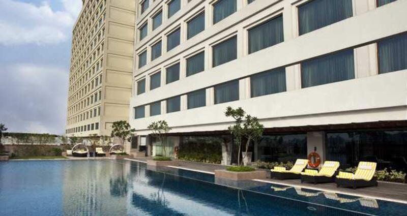 Crowne Plaza New Delhi Mayur Vihar Noida By Ihg Экстерьер фото The Park, Hyderabad